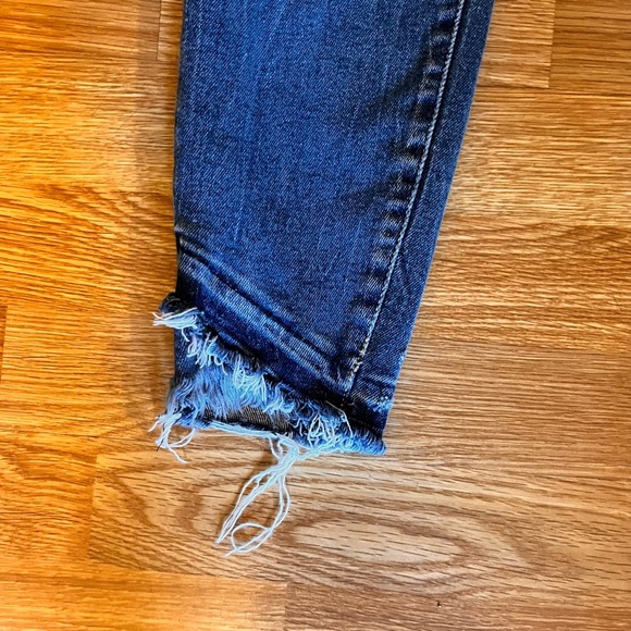 Kancan skinny jeans. Size 11/29. Raw hem. Very little distressing - Picture 6 of 7